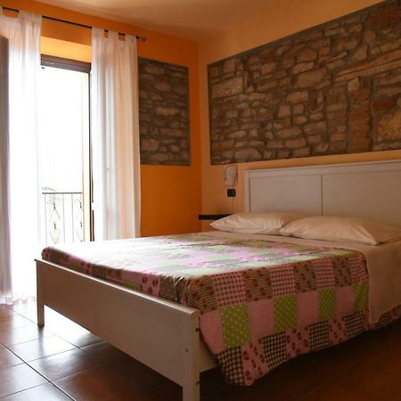 La Casa Di Valerio Villa Montabone Bagian luar foto