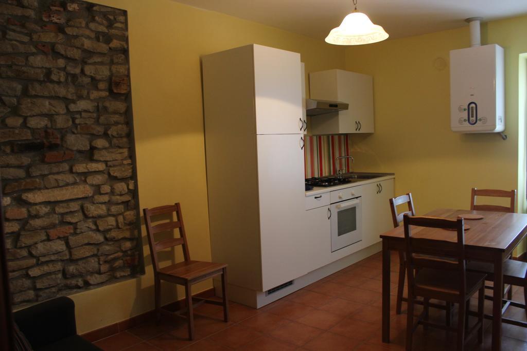 La Casa Di Valerio Villa Montabone Bagian luar foto