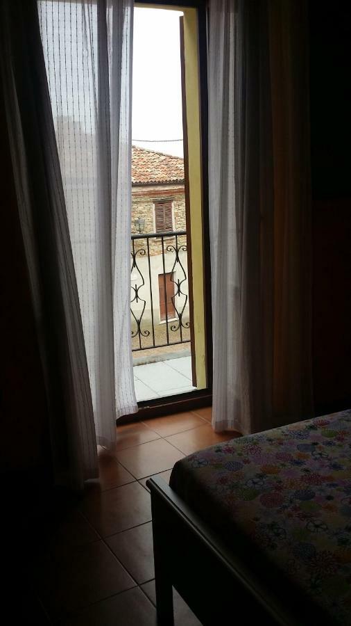 La Casa Di Valerio Villa Montabone Bagian luar foto